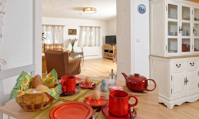 Meisham Apartment | Vacation apartment Am Wasserrad Ost, 94sqm, 1 bedroom, south-facing balcony