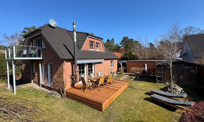 Neuhaus Apartment | Vacation apartment/apartment for 4 guests with 90m² in Dierhagen (95967)