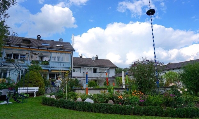 Poecking Apartment | Vacation apartment/apartment for 4 guests with 80m² in Pöcking (71779)