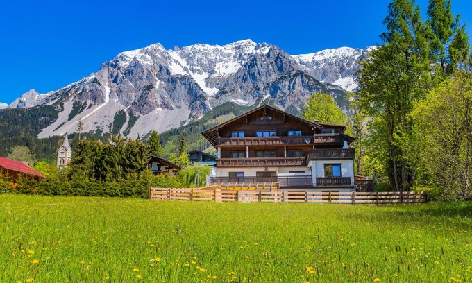 Ramsau am Dachstein Apartment | Vacation apartment/apartment for 7 guests with 64m² in Ramsau (161697)
