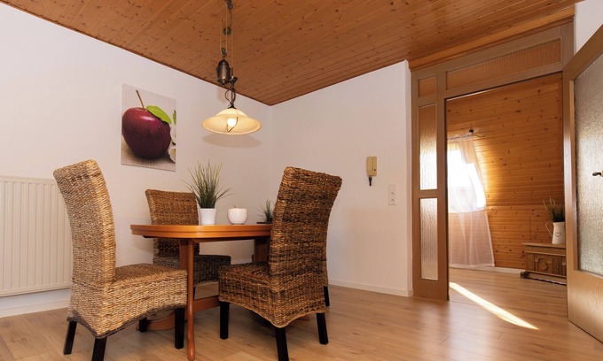 Burgbernheim House | Vacation apartment Apfelblüte an den Streuobstwiesen 80m2 near Rothenburg