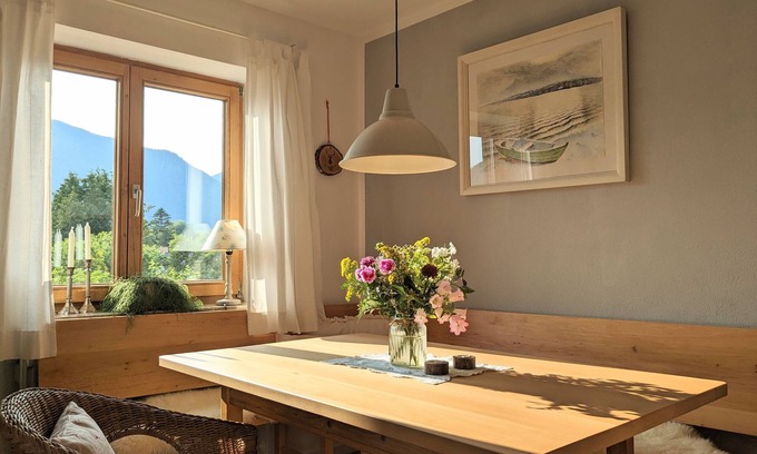 Unterwoessen Apartment | Vacation apartment 73 m², 1-4 persons, 2 bedrooms, balcony, private garden