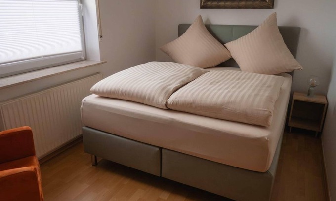 Westerstede Apartment | Vacation apartment below - Holiday apartment "Haus Andrea"