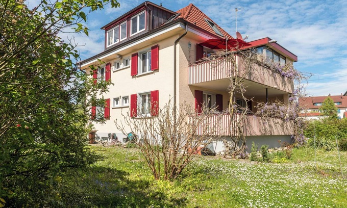 Stockach Apartment | Vacation Apartment "Flair Orchidee" with Balcony, Shared Garden & Sauna