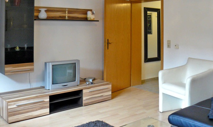 Solkendorf Apartment | Vacation apartment (ground floor) - Holiday apartment and suite near Stralsund