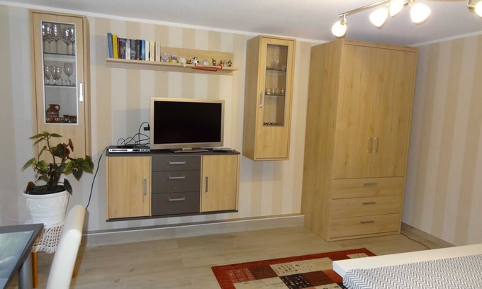 Mecklenburgische Kleinseenplatte Apartment | Vacation apartment (in the house - separate entrance - basement) - 2 vacation apartments