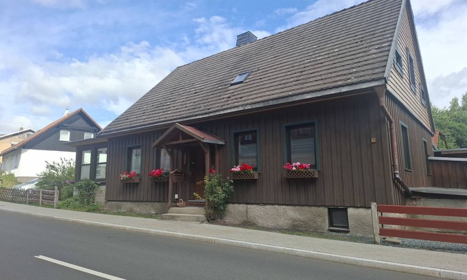 Elend House | Vacation cottage Willi