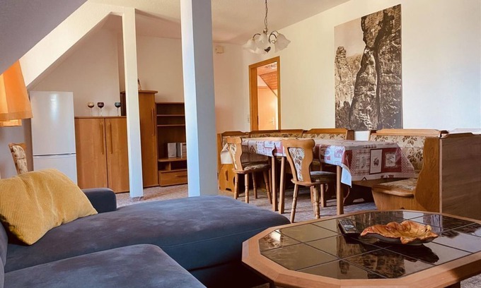 Reinhardtsdorf-Schoena Apartment | Vacation apartment "Lehnsteig", 2 bedrooms - Holiday home Schrammsteinblick