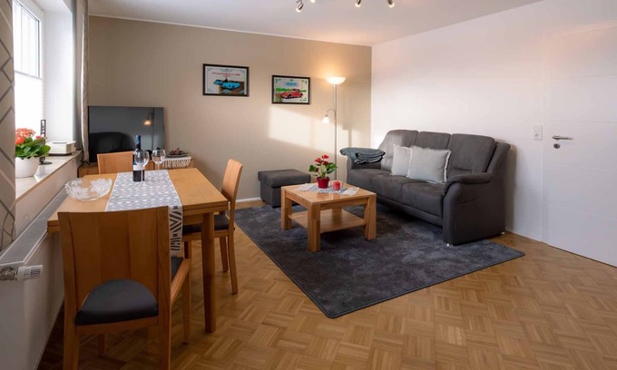 Lenneplaetze Apartment | Vacation apartment (45sqm) with walk-in shower and WiFi