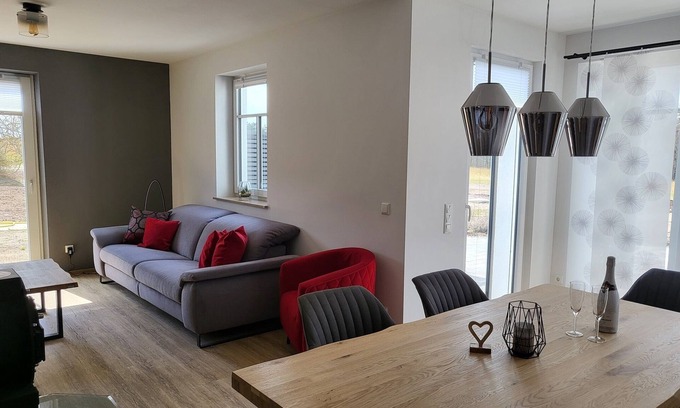 Feuchtwangen Apartment | Vacation home 2 with sauna and whirlpool