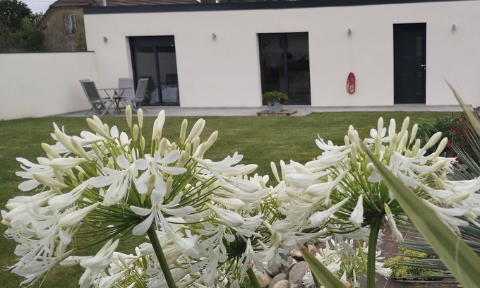 Limendous House | Vacation home 50m2 with garden in the Pyrenees