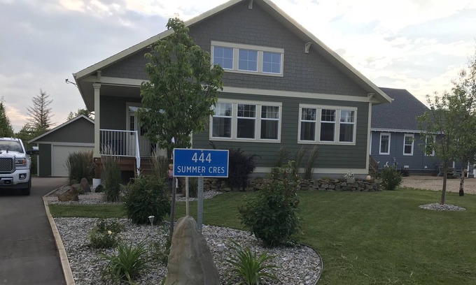 Parkland Beach House | Vacation home at the beach