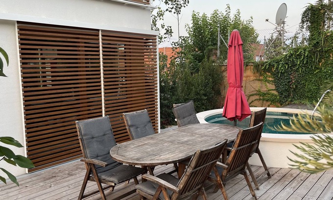 Sant Just Desvern House | Vacation Home with Pool