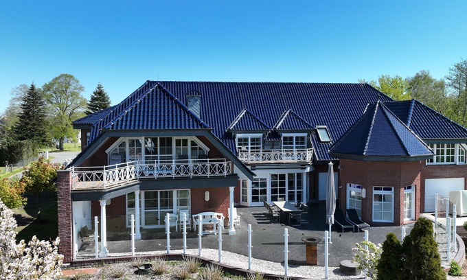 Ruhn House | Vacation home for 12 guests with 570m² in Rühn (171845)