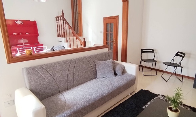 Bellona House | Vacation home "Il Buen Retiro," 15 minutes from the Royal Palace of Caserta.
