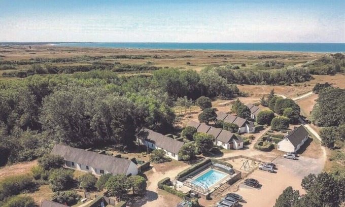 Erdeven House | Vacation home in Brittany 900 m from the beach-5 persons -Heated swimming pool