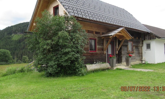 Krakauhintermuehlen House | Vacation home in green Styria