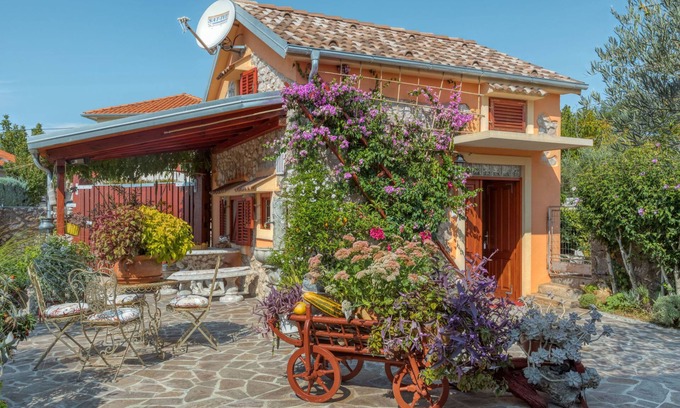Polje House | Vacation home Maria by Interhome