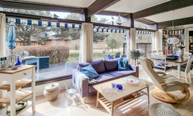 Lokholmen House | Vacation home near the sea