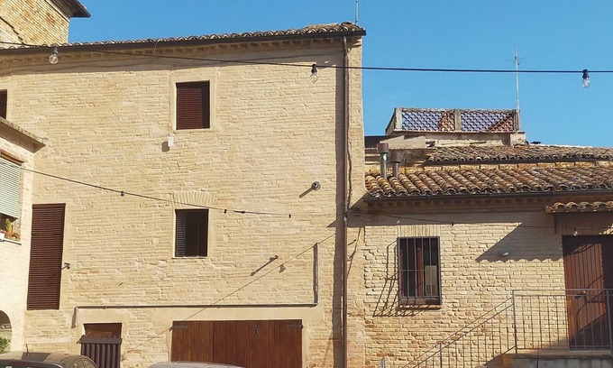 Potenza Picena House | Vacation home the Buchetto in Potenza Picena. Relaxation in historic center