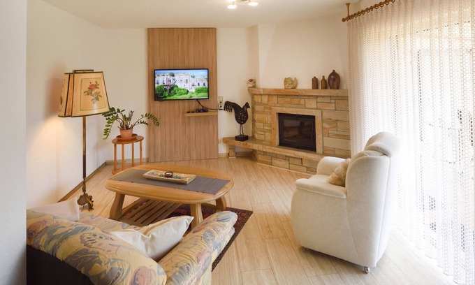 Bad Sassendorf Apartment | Vacation home with garden, terrace and fireplace