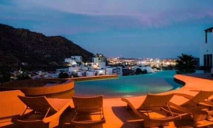 Libertad Condo | Vacation ready condo with ocean views(Cabo San Lucas)