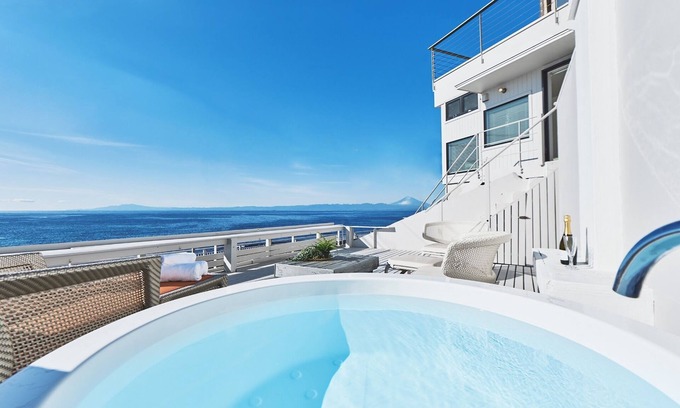 Yokosuka House | Vacation Rental with a large terrace jacuzzi/Yokosuka Kanagawa