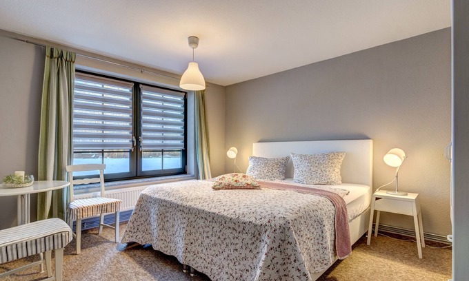 Lassan Apartment | Vacation under the thatched roof on the backwater opposite the island of Usedom