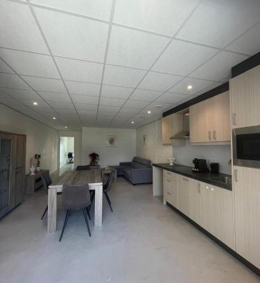 Bladel House | Vakantie huis 2 persoons compleet ingericht