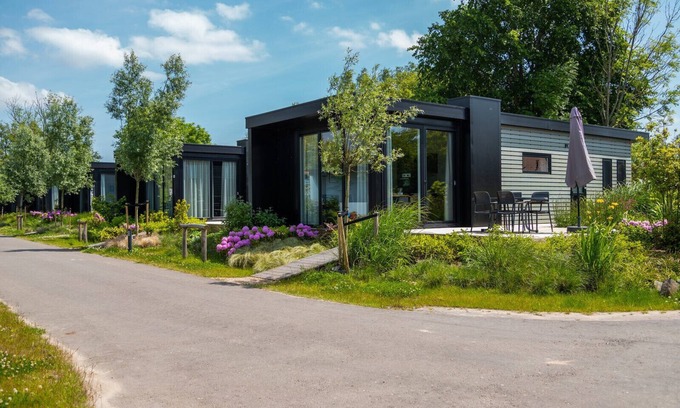 Sint Jansklooster Ski Chalet | Vakantiepark Wiedense meren - Chalet Comfort +