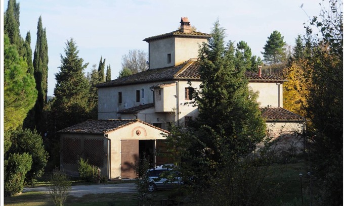 Toiano Villa | Vallacchi bed and breakfast Tuscany accomodation perfect for relaxing free wifi