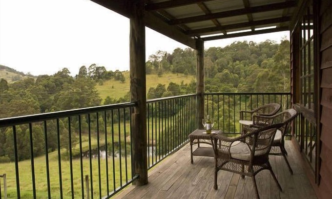 Mount View House | Valley Beyond - Peace and tranquility. PET Friendly. Free Wi Fi