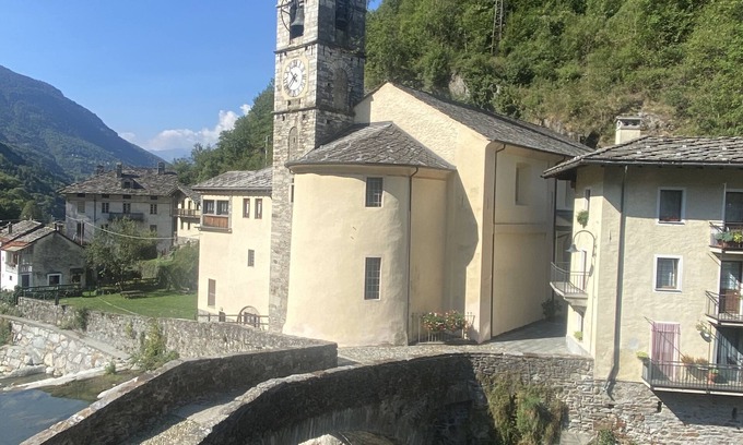 Fontainemore Apartment | VALLEY OF GRESSONEY FONTAINEMORE TRILOCALE