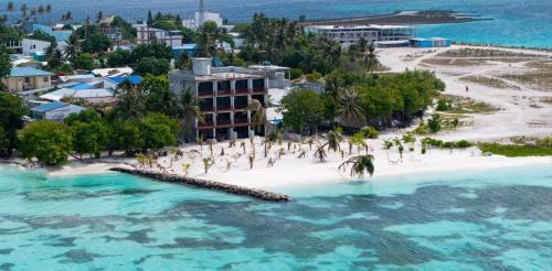 Guraidhoo Hotel | Valley Palm Seaview