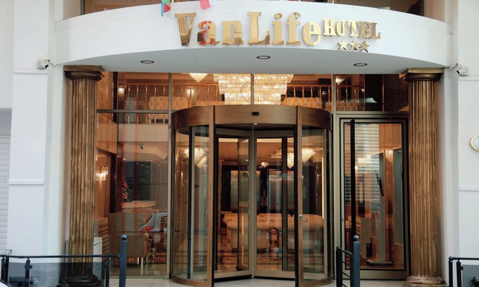 Tusba Hotel | Van Life Hotel