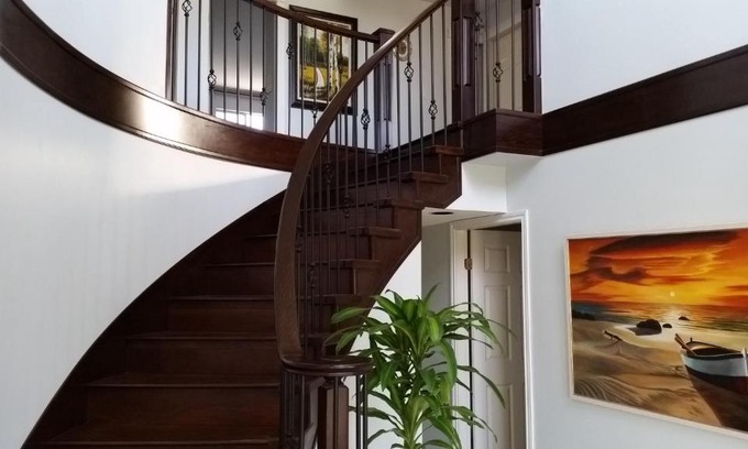 Richmond House | Vancouver Airport Bryson Home