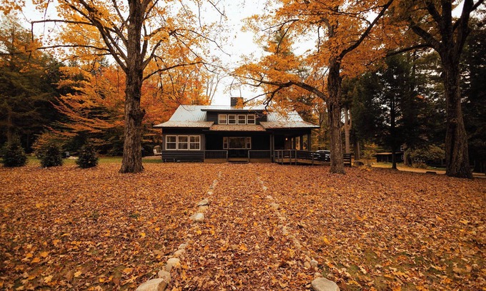 Cleveland Villa | Vanderkamp NY – Grace Manor Luxe 9 Bedroom Lakeview Retreat Lodge on 850 Acres
