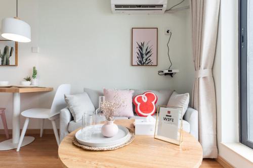Panyu Apartment | Vanke Apartment Guangzhou South Railway Station Vanke Expo Expo Expo Olympic Park yueshidai square Changlong happy world