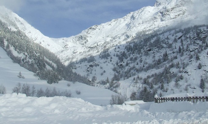 Vaujany Apartment | Vaujany/alpesd'huez, Skiing, cycling (marmot/alp'd'huze) 20km col gland