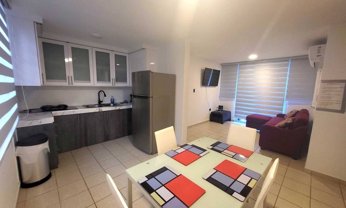 Vega Alta Condo | Vega costera apt. w/TV, A/C, Wi-Fi & Parking