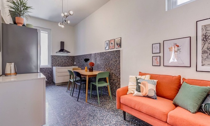 Rione XVIII Castro Pretorio Villa | Velcro Apartment - Three Bedroom Villa, Sleeps 7