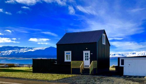 Grenivik Apartment | Vellir Grenivík Home with a View