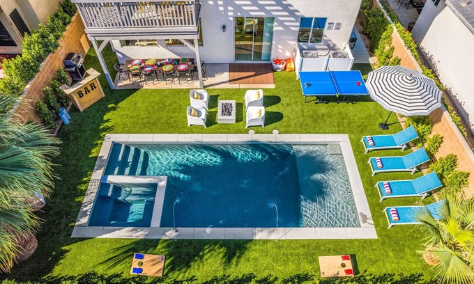 Anastacia House | Velvet Vista - Pool, Spa, Fireplace & Games