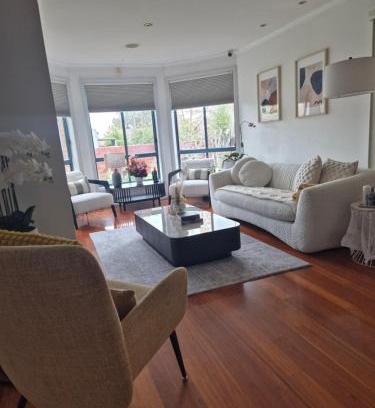 Hillside House | Venus Place 1