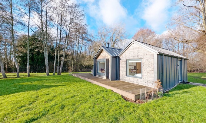 East Ashling Cottage | Veraison - Ashling Park - sleeps 4 guests in 2 bedrooms