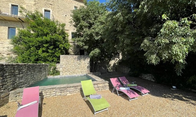 Gordes House | Vertical townhouse outstanding view with private pool