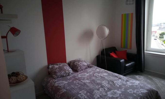 Treboul Apartment | Very Bright Apartment Tréboul