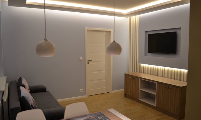 Wzgorze Swietego Maksymiliana Apartment | Very good location, 37 m2, modernly furnished, free parking.