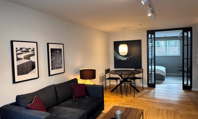 Kleinmachnow Apartment | Very nice apartment quiet location with good parking and terrace