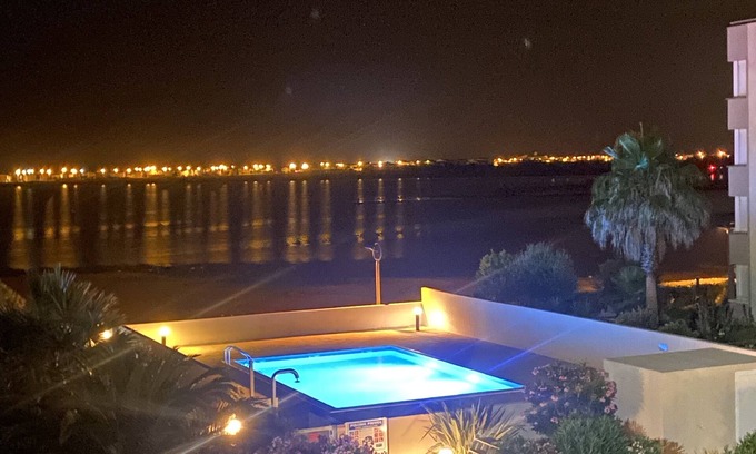 Gruissan Apartment | Very Nice Apartment Facing the Sea - 2 bedrooms - Wifi - CLIM-TV-LL-LV